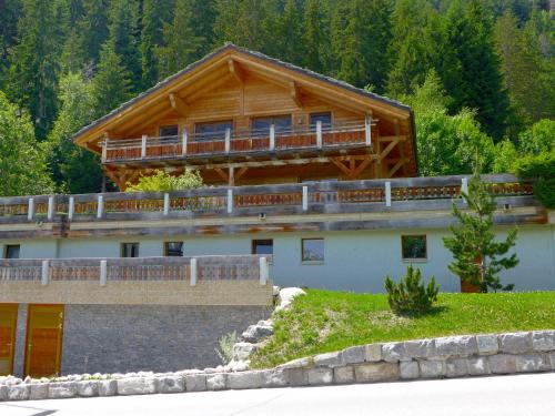 Randogne Ski Chalet | Chalet Chalet Astoria by Interhome