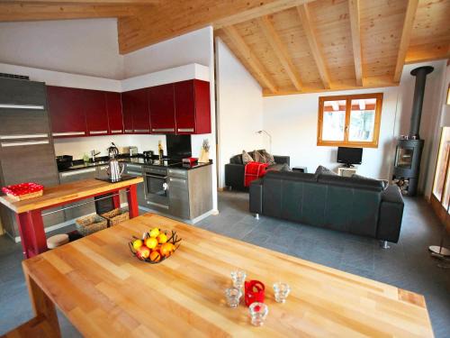 Chamoson Ski Chalet | Chalet Chloé by Interhome