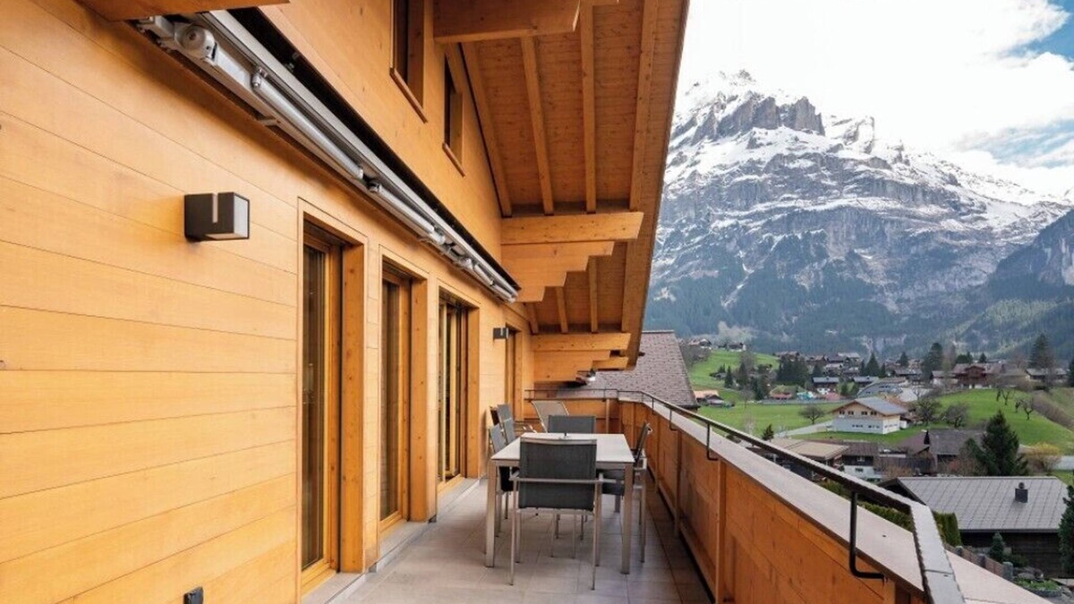 Grindelwald Ski Chalet | Chalet Columba, Four Bedroom duplex Apartment in Grindelwald with Mountain View