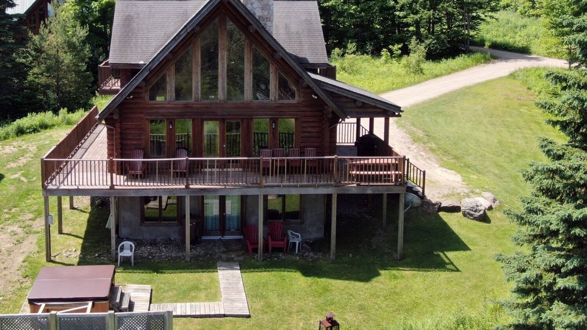Labelle Ski Chalet | Chalet du Boisé #041