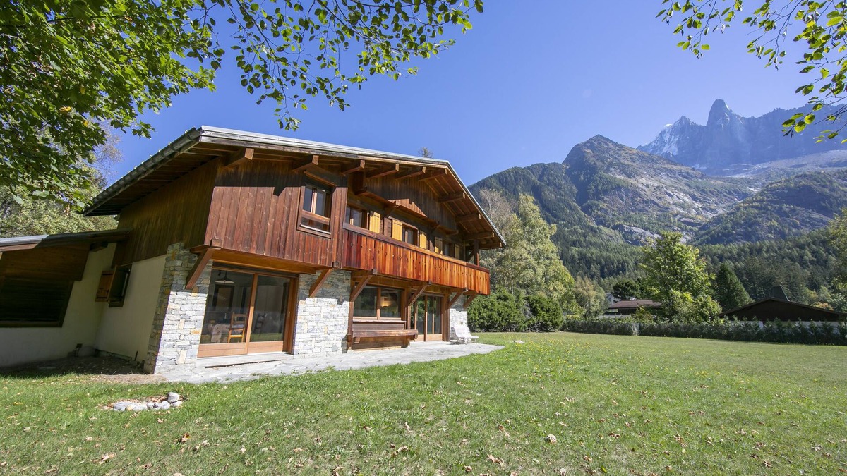 Les Tines Ski Chalet | Chalet du Golf 618, Chamonix, France