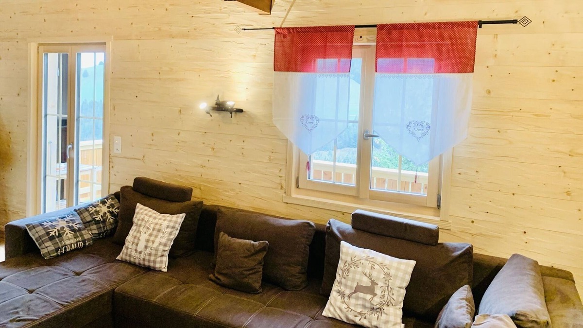 Moleson House | Chalet Edelweiss