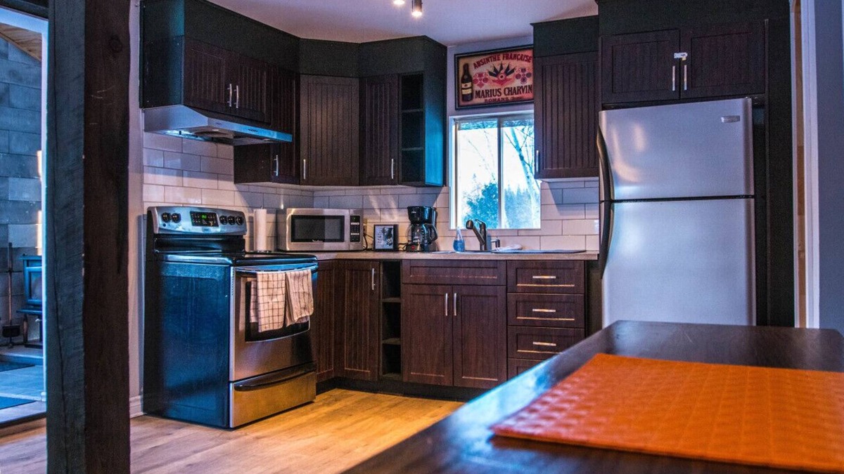 Saint-Calixte Cottage | Chalet et spa : Le Baron