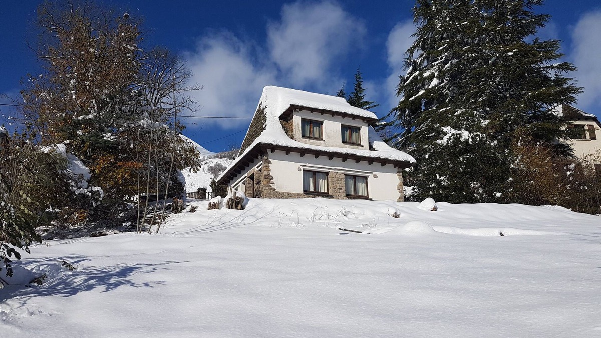 Saint-Jacques-des-Blats Ski Chalet | Chalet LOU GRIOU Breathtaking view