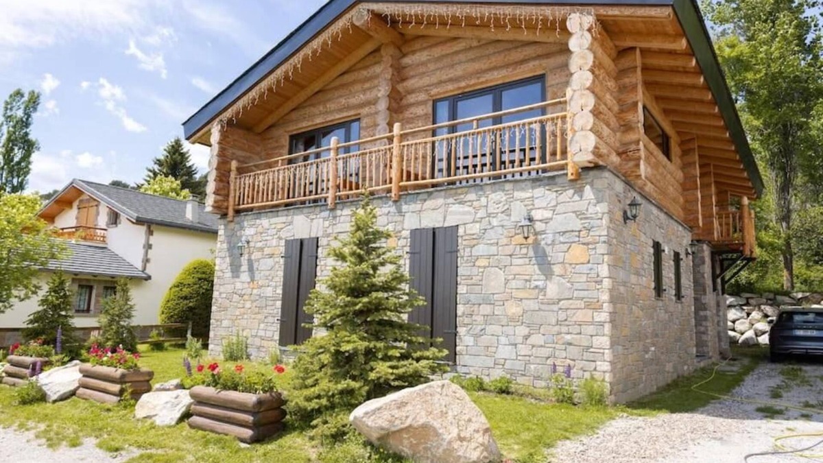 Superbolquere Ski Chalet | Chalet fustes grand confort 180 m2/BOLQUERE/- 2 km from the ski slopes