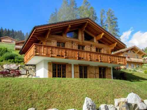 Chamoson Ski Chalet | Chalet Helene by Interhome