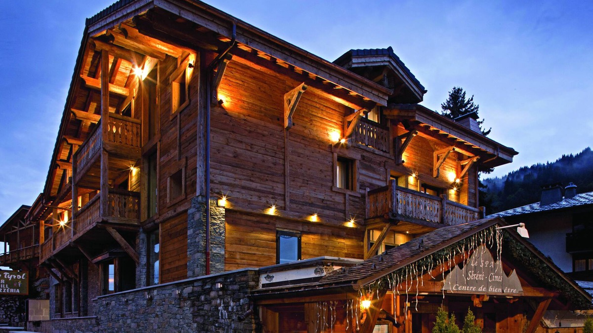 Les Gets Hotel | Chalet-Hôtel La Marmotte, La Tapiaz & SPA, The Originals Relais