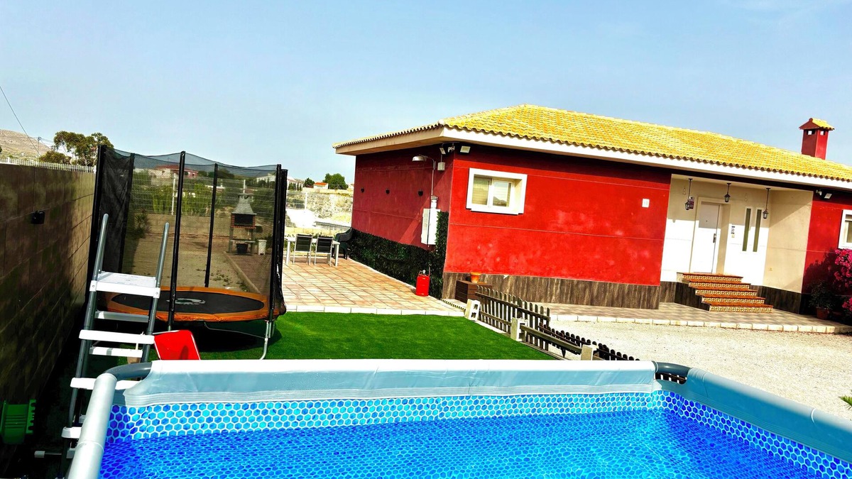 Moralet Ski Chalet | *Chalet in Alicante* with Private Pool