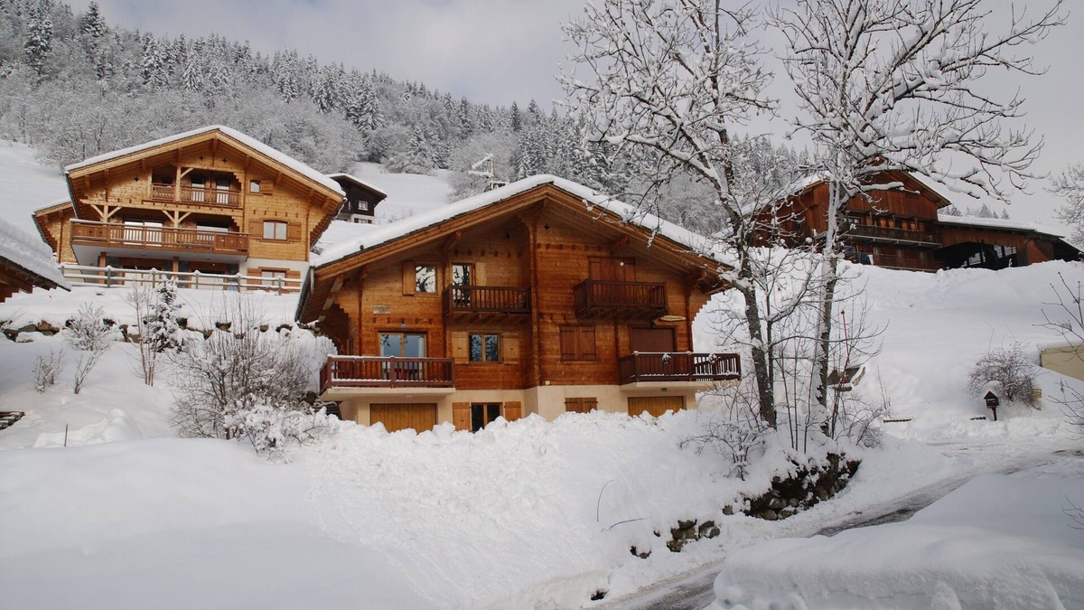 Le Grand-Bornand Ski Chalet | Chalet in French Alps - Beautiful, quiet location