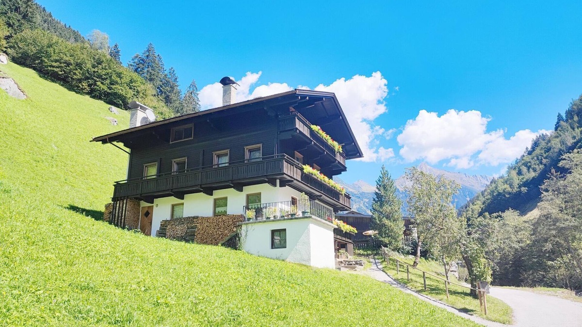 Brandberg House | Chalet in Tirol by Zillertal Ski Slopes