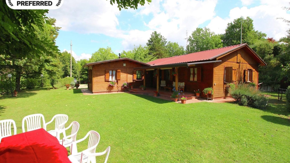 Citta di Castello Ski Chalet | Chalet in Umbria with Private Pool