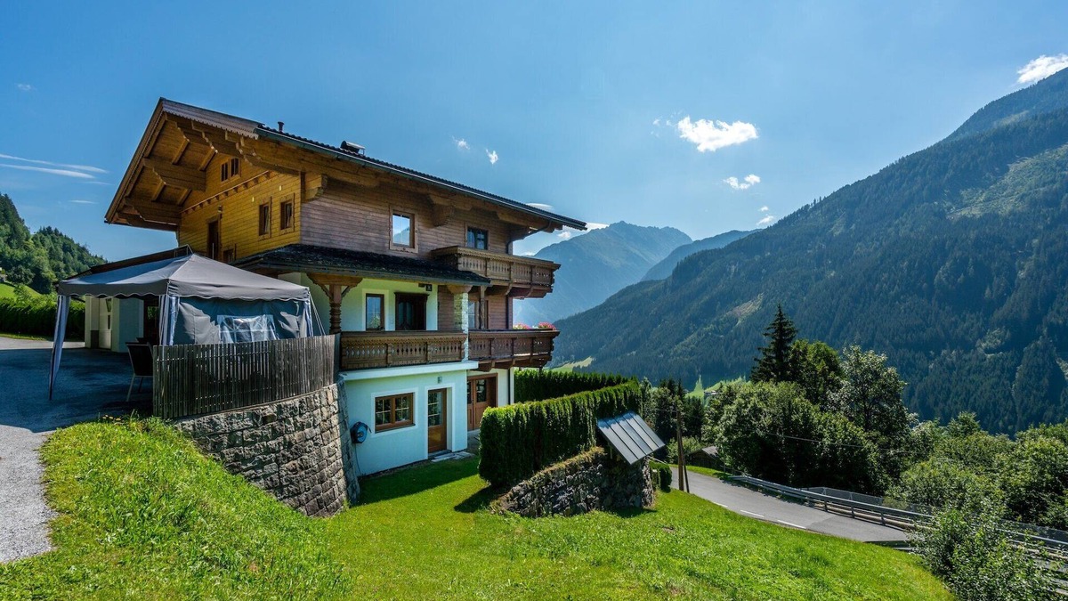 Wald im Pinzgau Apartment | Chalet in Wald near Zillertal Ski Area