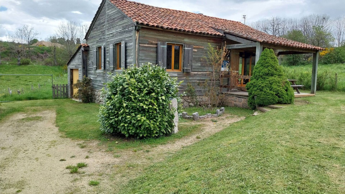 Le Malzieu-Forain Ski Chalet | Chalet Indépendant sur Terrain Clos de 500m² Avec vue sur L'aubrac et le Lioran