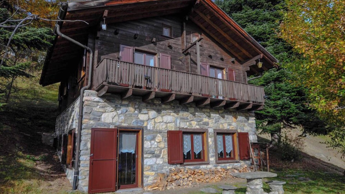 Chandolin Ski Chalet | Chalet individuel de 100m2 avec jardin pour 5 personnes. Au calme, accès par la route des Echertes.T