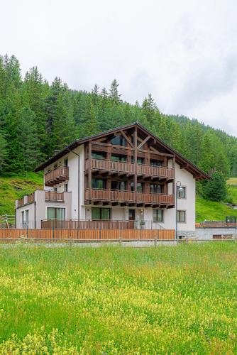 Santa Caterina Valfurva Apartment | Chalet La Pineta