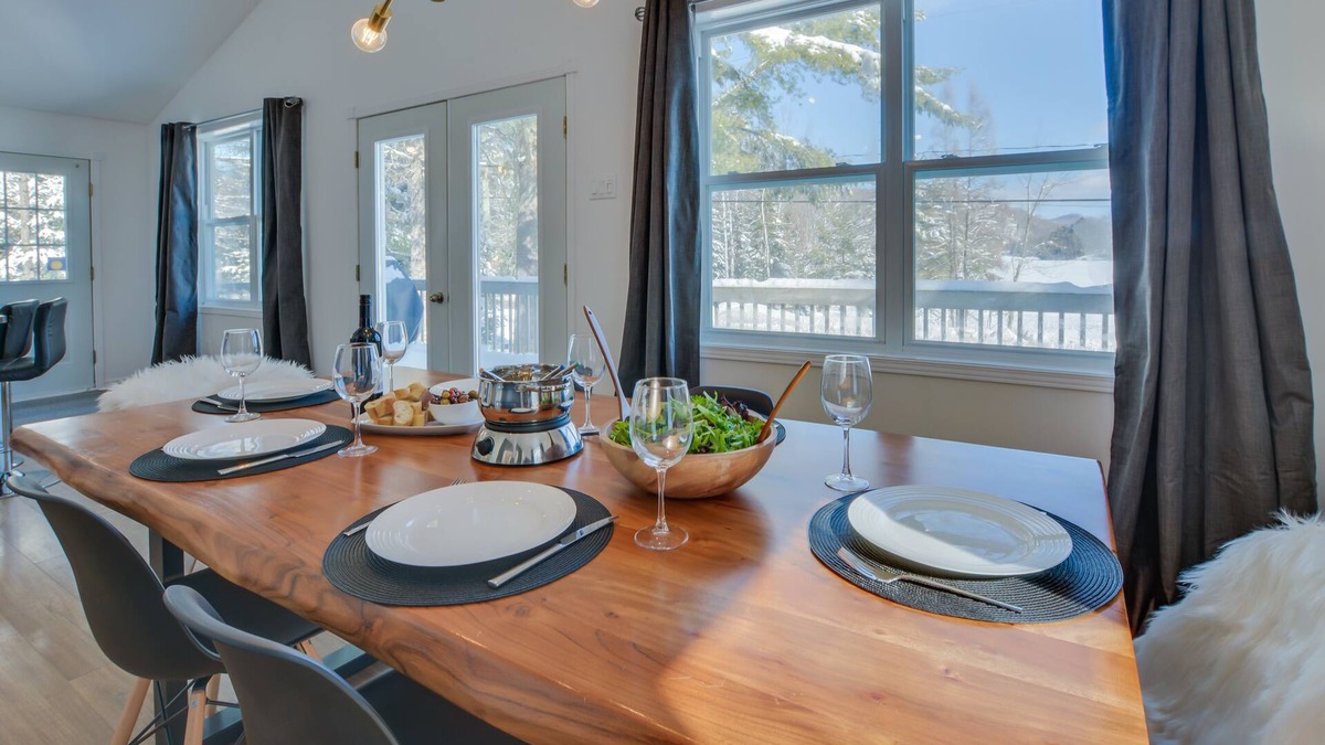 Lac-Superieur Ski Chalet | Chalet Le Convivial Tremblant