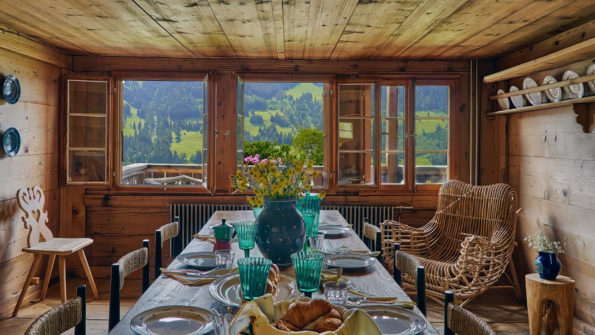 Rougemont Villa | Chalet Lion Rouge: located on top of the picturesque village of Rougemont