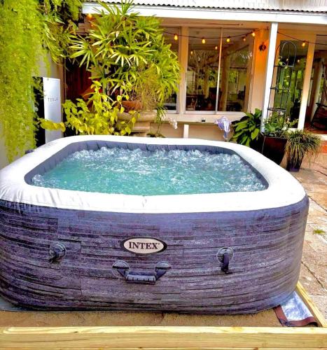 Pueblo Viejo House | Chalet Lulu | Yoga/Retreat | P Solar | Hot Tub