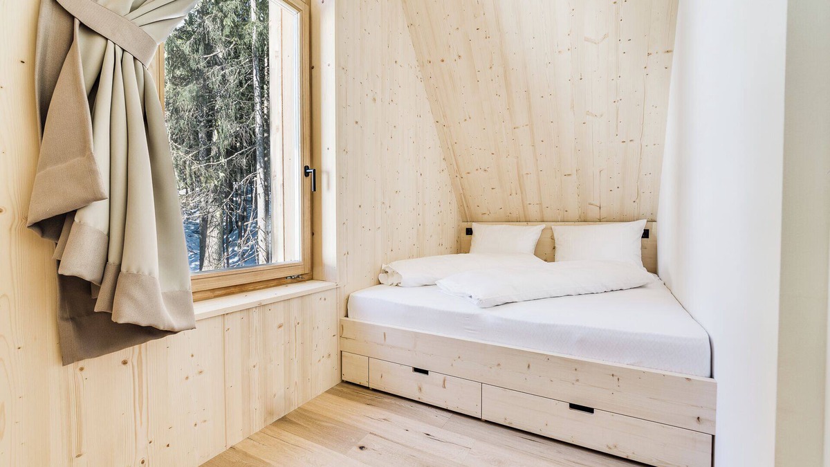 Maranza Ski Chalet | Chalet 'Mitteregge' with Mountain View, Shared Garden and Wi-Fi