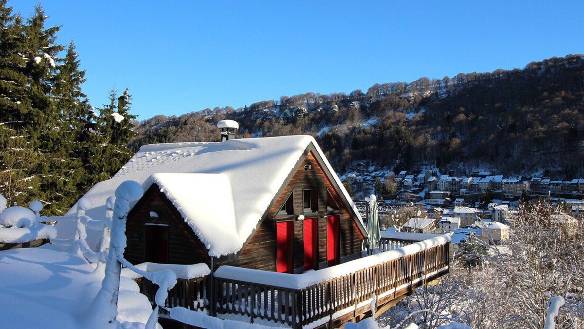 Mont-Dore Ski Chalet | Chalet Mont-Dore 110m², sleeps 10, parking, pets allowed