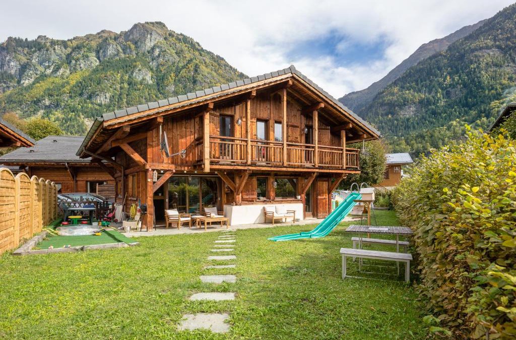 Servoz Ski Chalet | Chalet Mountain View