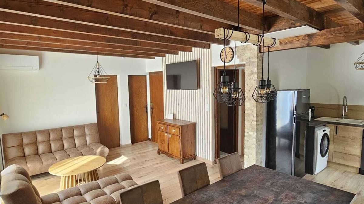 Vielle-Aure Ski Chalet | Chalet near St Lary-centre sleeps 10
