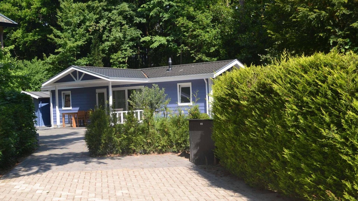 Municipality of Rhenen House | Chalet on the edge of the forest