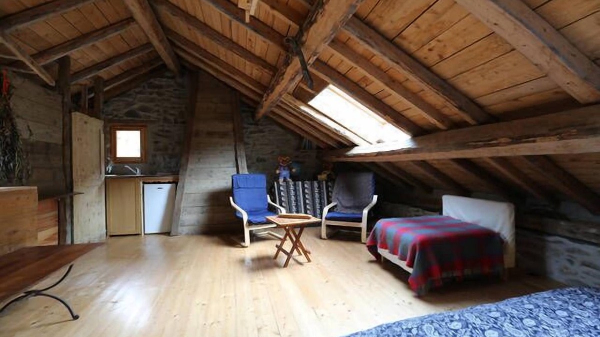 La Ferriere Ski Chalet | +CHALET PIERRE BOIS LAC150m²+ unobstructed mountain and lake views, QUIET AREA