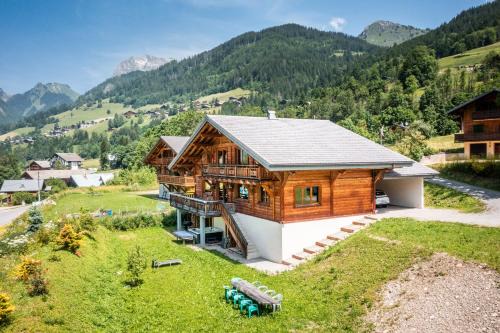 La Chapelle-d'Abondance Ski Chalet | Chalet Robert Folliet - 15p