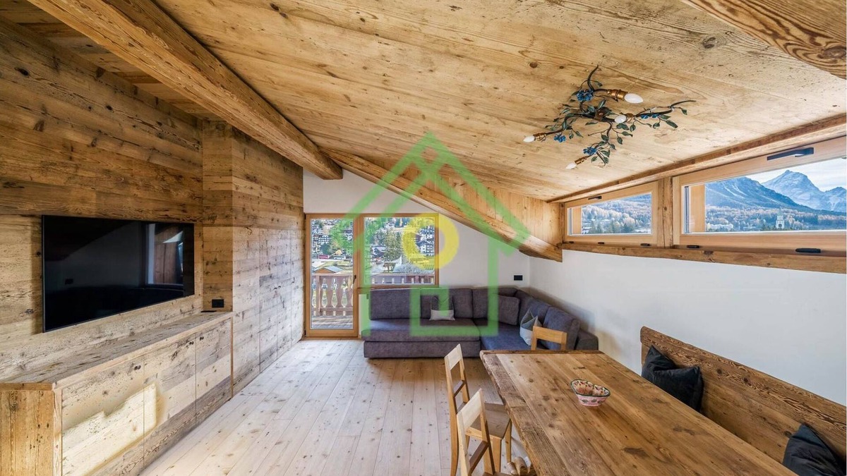 Cortina d'Ampezzo Apartment | Chalet Ronco - Direct Booking Dolomiti Skyline