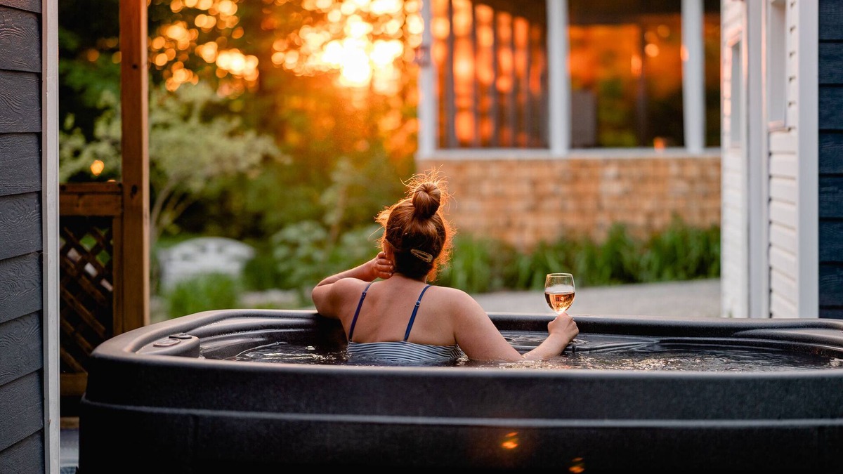 Potton Cabin | Chalet Rustique Avec Spa/foyer/étang Privé - 5 min de la Plage et ski