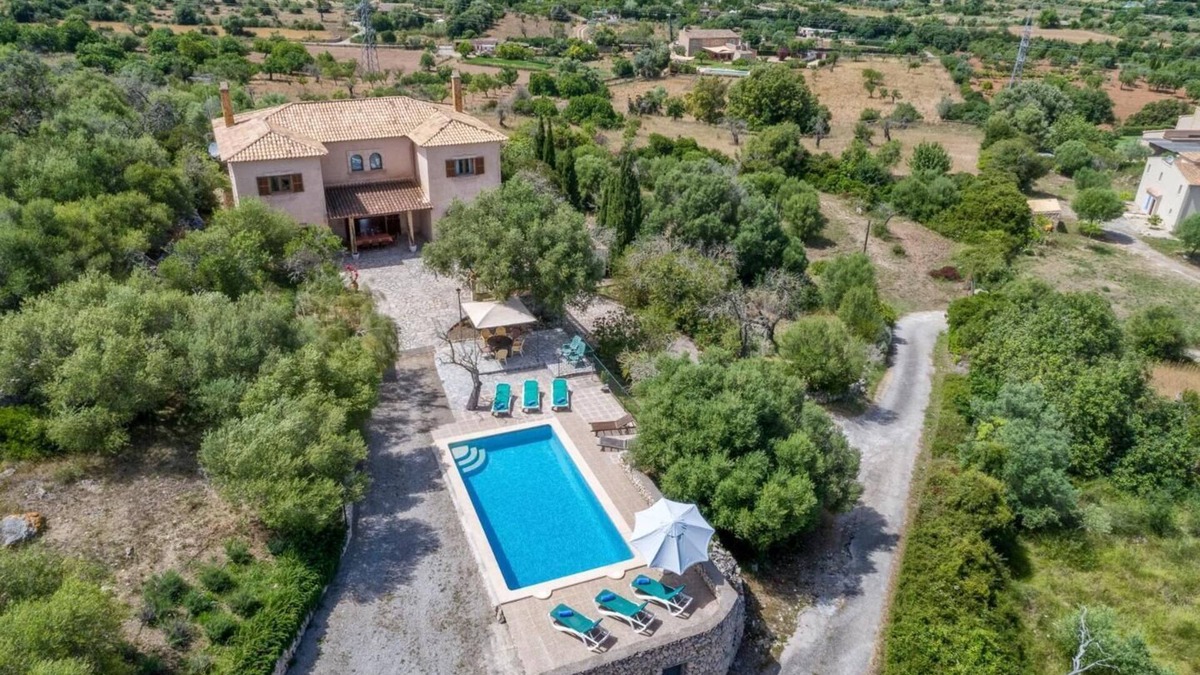 Arta Ski Chalet | Chalet "Sa Corbaia Nova" with Mountain View, Pool, Wi-Fi, Terraces & Garden