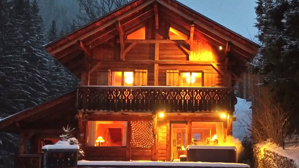 Les Tines Ski Chalet | Chalet Scierie - luxury chalet with hot tub