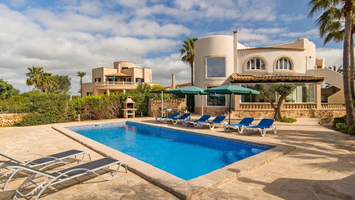 Son Moja Villa | Chalet Son Mojer. Spectacular chalet with pool for 6 people. Near Cala Santanyí