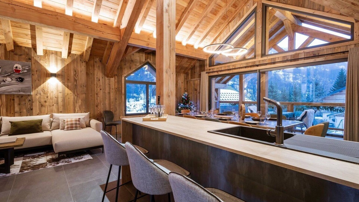 Valloire Ski Chalet | Chalet '-Spa Le Cervin' with Mountain View, Private Terrace and Wi-Fi