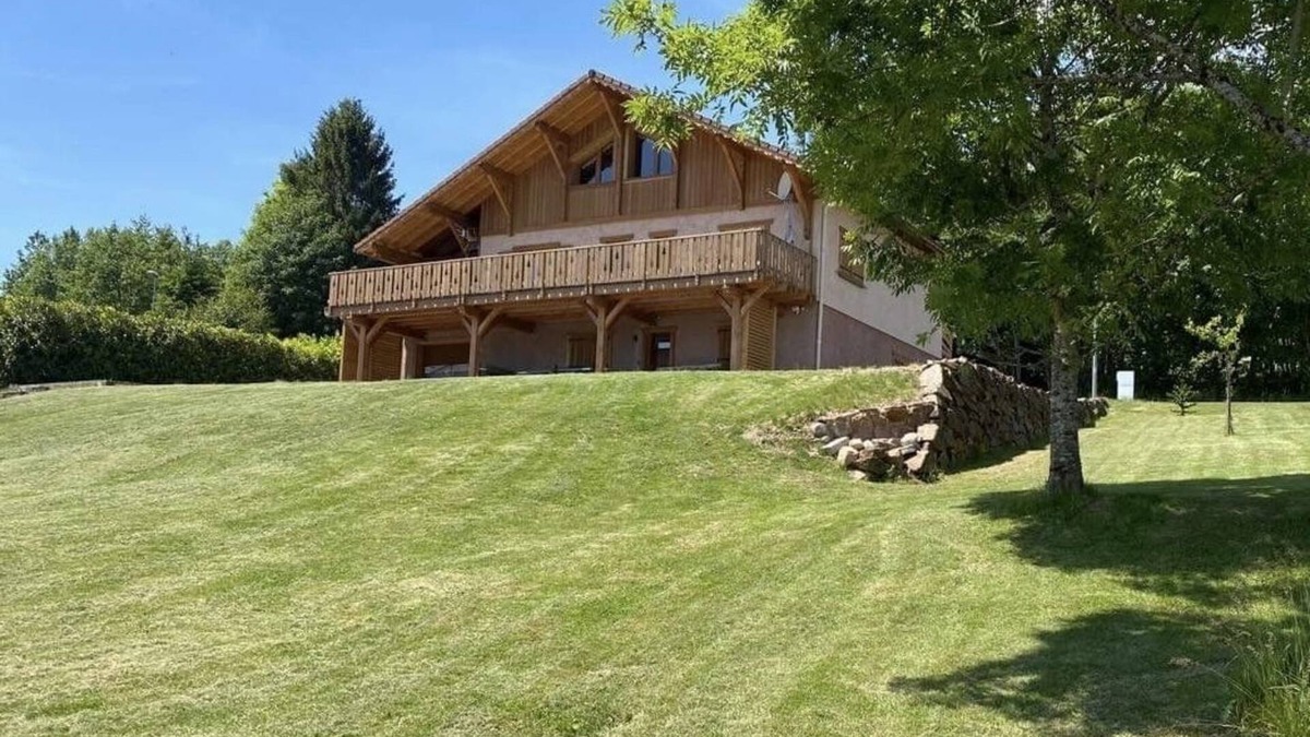 La Bresse Ski Chalet | Chalet SPA Le Diamant à La Bresse Sauna Mojito Bar Billiards Table soccer Wi fi