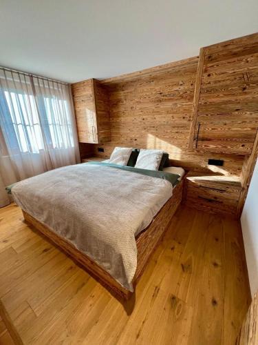 Blausee Apartment | Chalet Spatz Garden near Oeschinen Lake