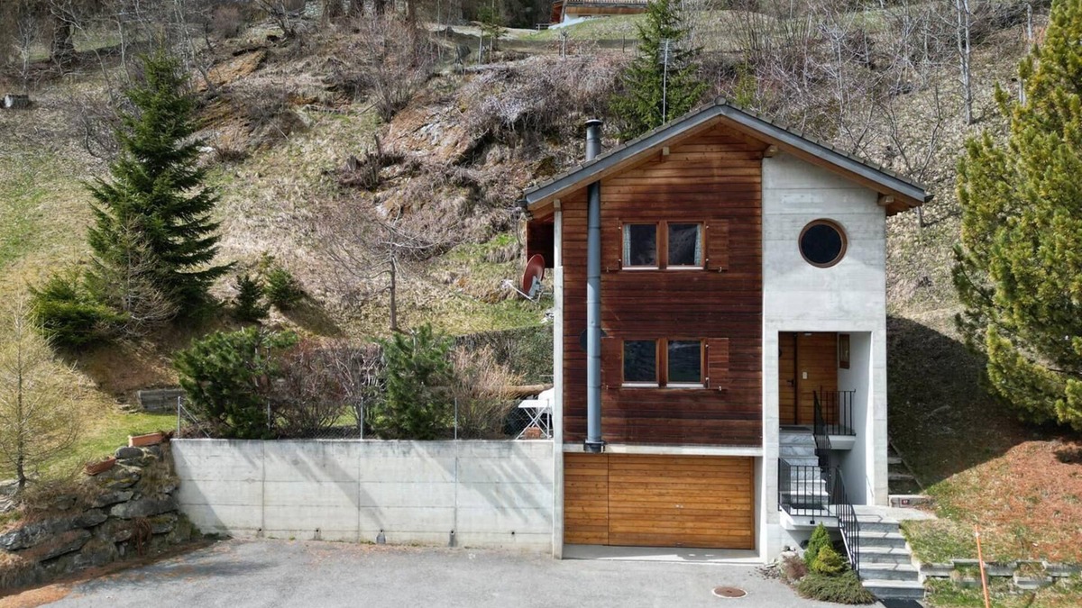 Mayens-de-Riddes Ski Chalet | Chalet Theo |Family retreat | Contemporary design