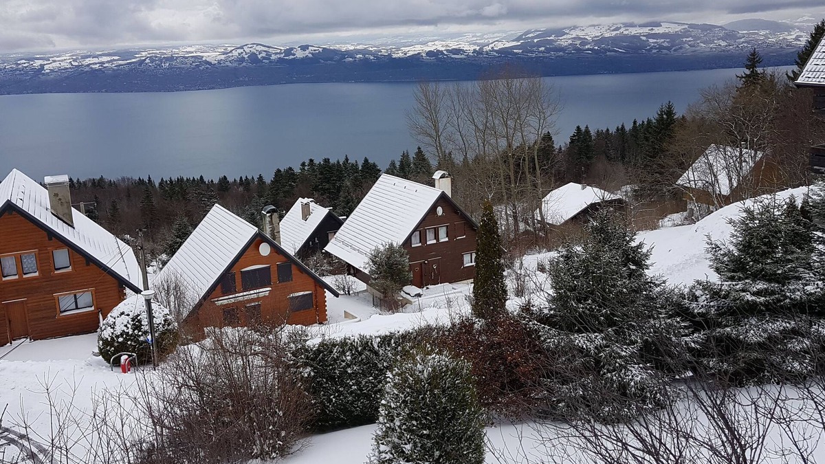 Thollon-les-Memises Ski Chalet | Chalet with fabulous view of Lake Geneva close to Piste and Telecabin