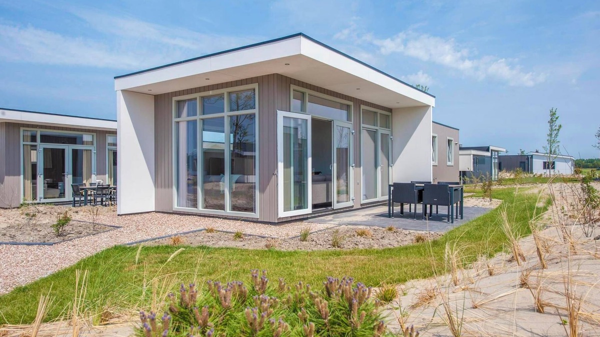 Municipality of Hellevoetsluis House | Chalet with 2 bedrooms and a dishwasher