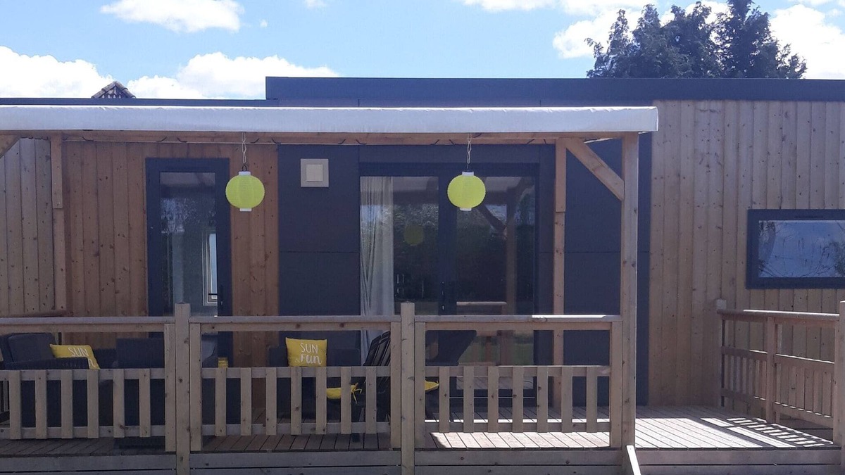 De Veenhoop Ski Chalet | Chalet with 2 bedrooms, 2 bathrooms and WiFi