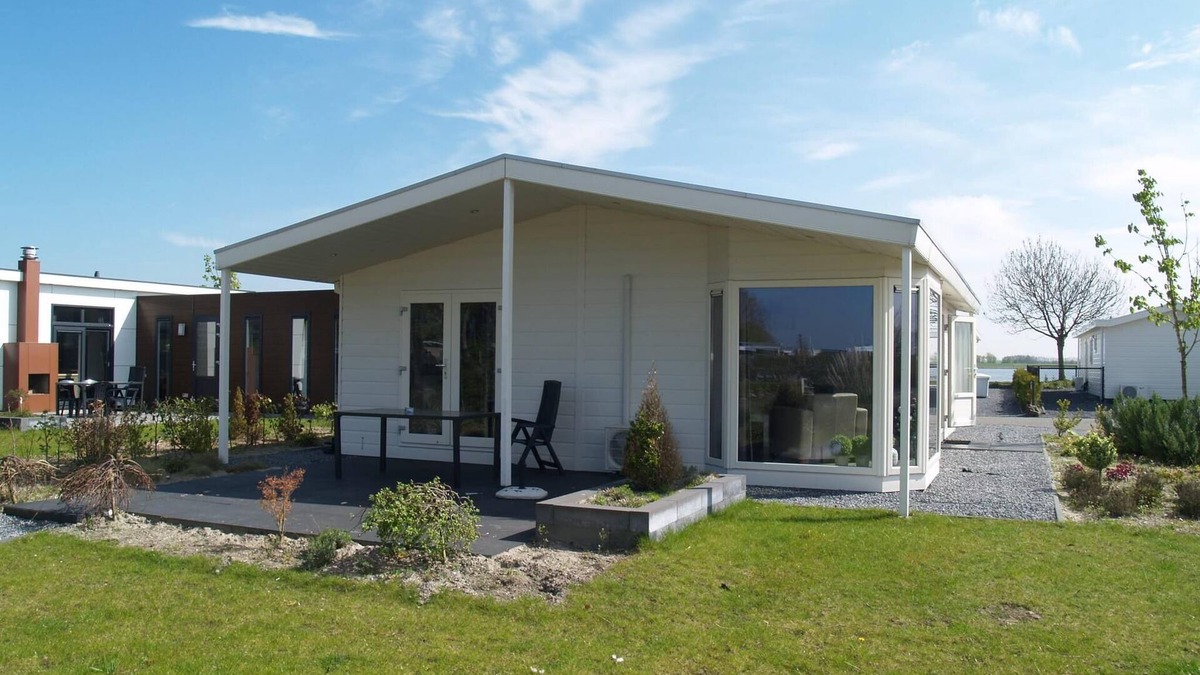 IJhorst House | Chalet with 3 bedrooms and furnished garden