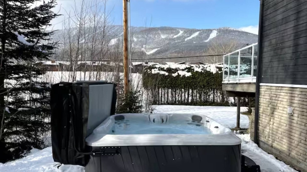 Saint Ferreol les Neiges Hotel | Chalets Montmorency Mont-Sainte-Anne