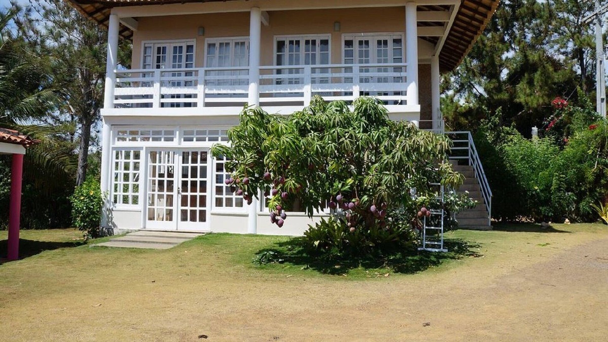 Serra Grande Ski Chalet | chalets overlooking the sea situated 300 meters from a charming village.