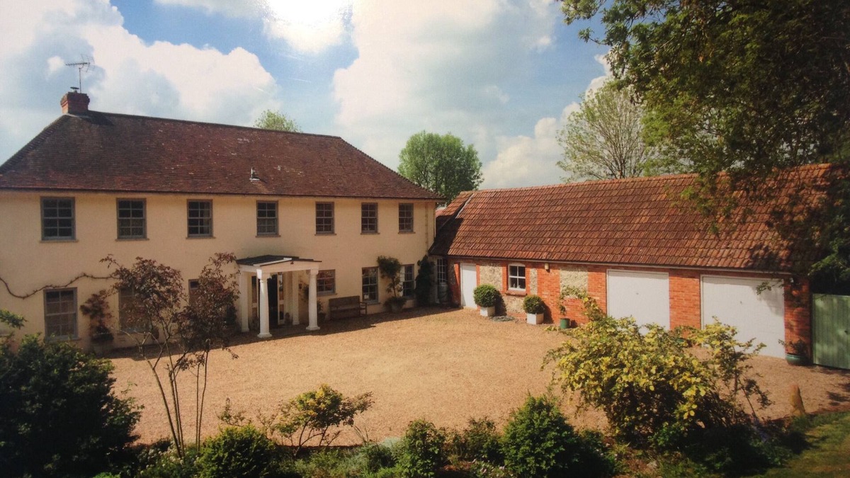 Andover House | Chalkcroft lodge