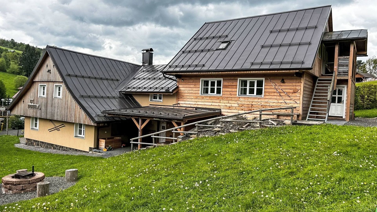Rokytnice nad Jizerou House | Chalupa U Bobra by Interhome