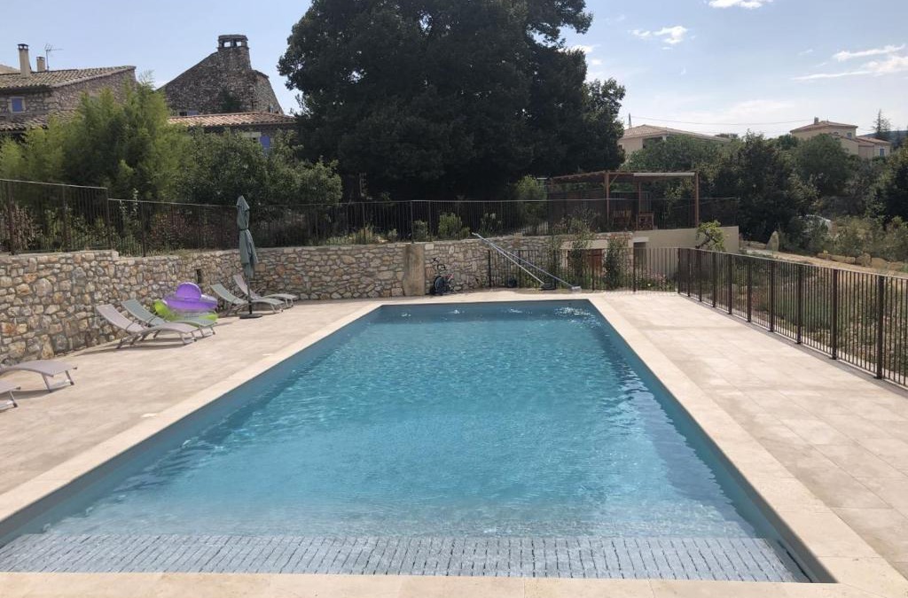 Lagorce Bed & Breakfast | Chambre d'hôtes Lavande- A l'Ombre des Tilleuls