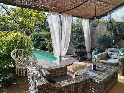 Pontpierre Bed & Breakfast | Chambre d'hôtes Les Magnolias