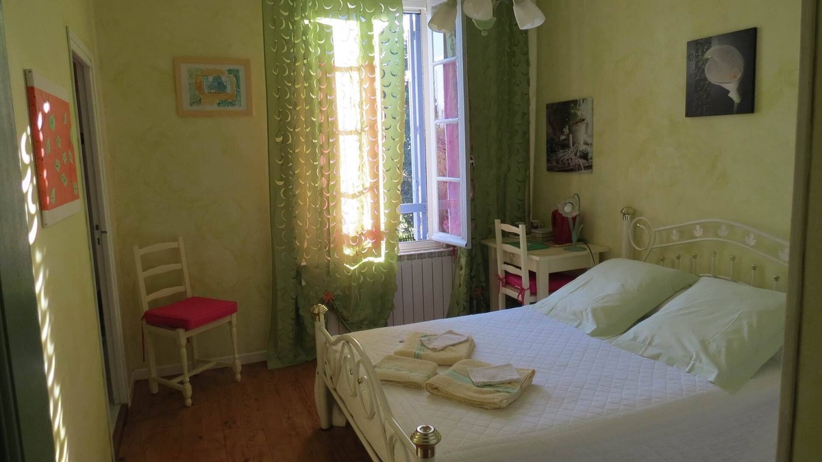 Laure-Minervois Apartment | CHAMBRE D'HOTE CARIGNAN CHEZ LE VIGNERON