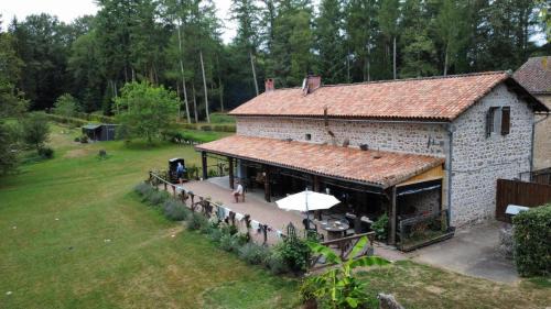 Piegut-Pluviers Bed & Breakfast | Chambre d'Hote - Les Touilles